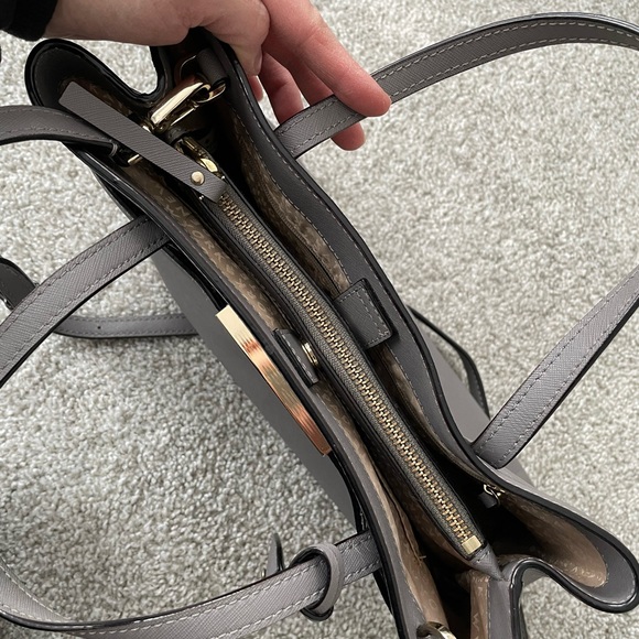 Kate Spade Tote - Picture 4 of 8